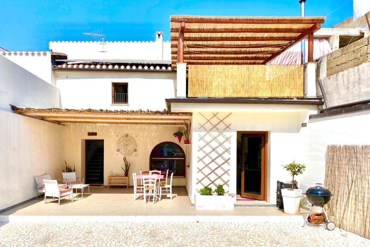 Bed and Breakfast Al Vicoletto - Genuine Hospitality Tortolì Exterior foto