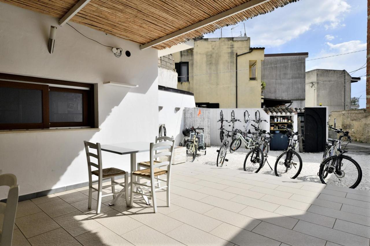 Bed and Breakfast Al Vicoletto - Genuine Hospitality Tortolì Exterior foto