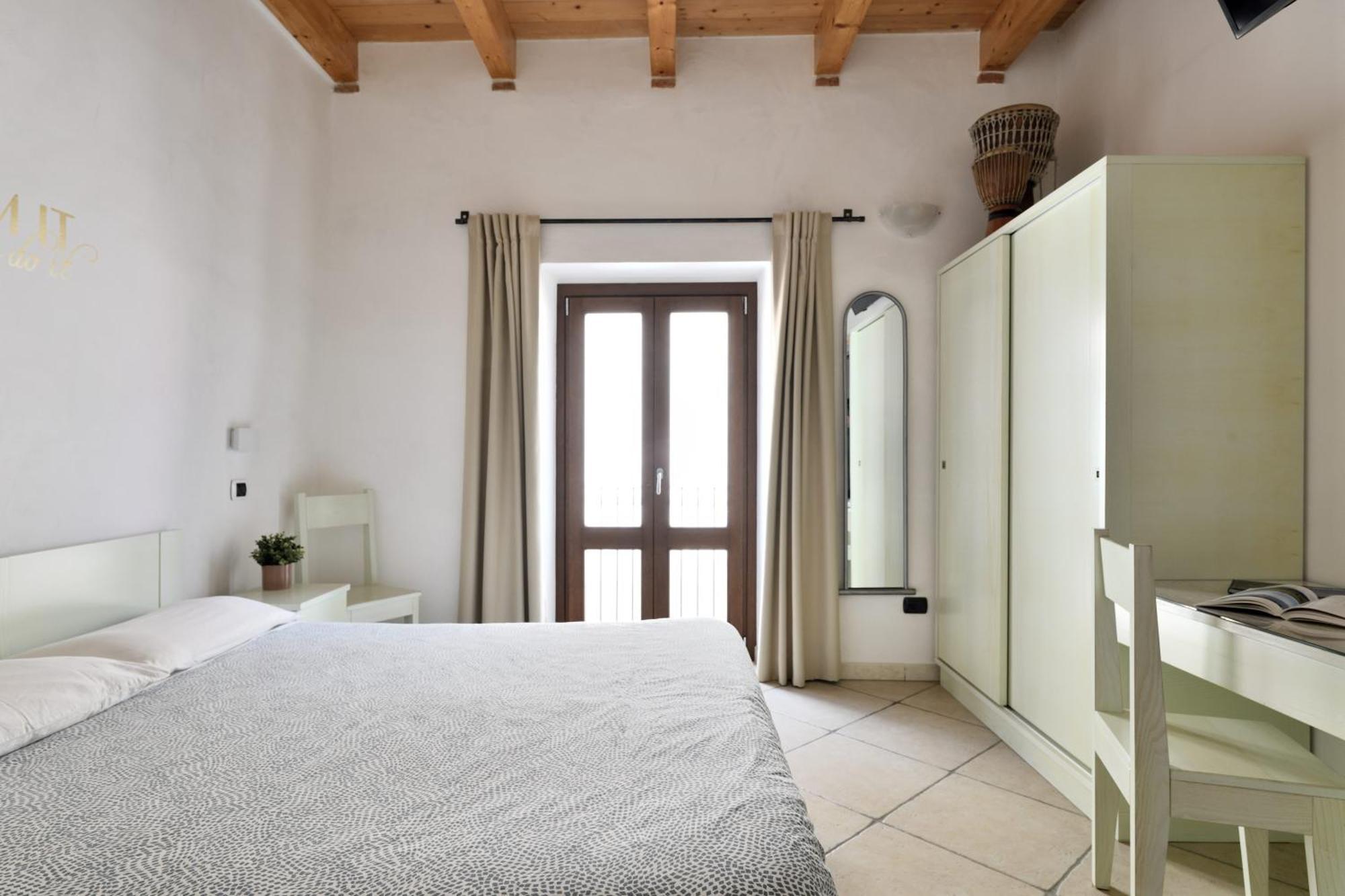 Bed and Breakfast Al Vicoletto - Genuine Hospitality Tortolì Exterior foto